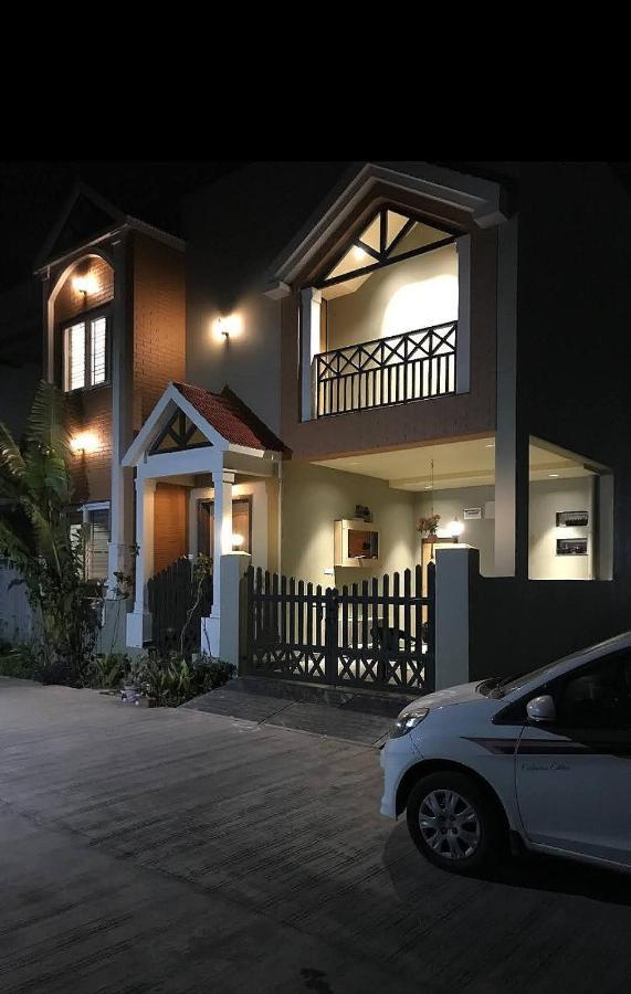 Entire Craftsman House With 2 Bedrooms Kitchen And More Rāipur Exterior foto